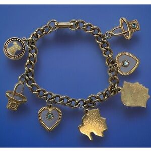 Vintage Lot Charm Bracelet Philadelphia Bell Kids Hearts + Rhinestones Pin 1960